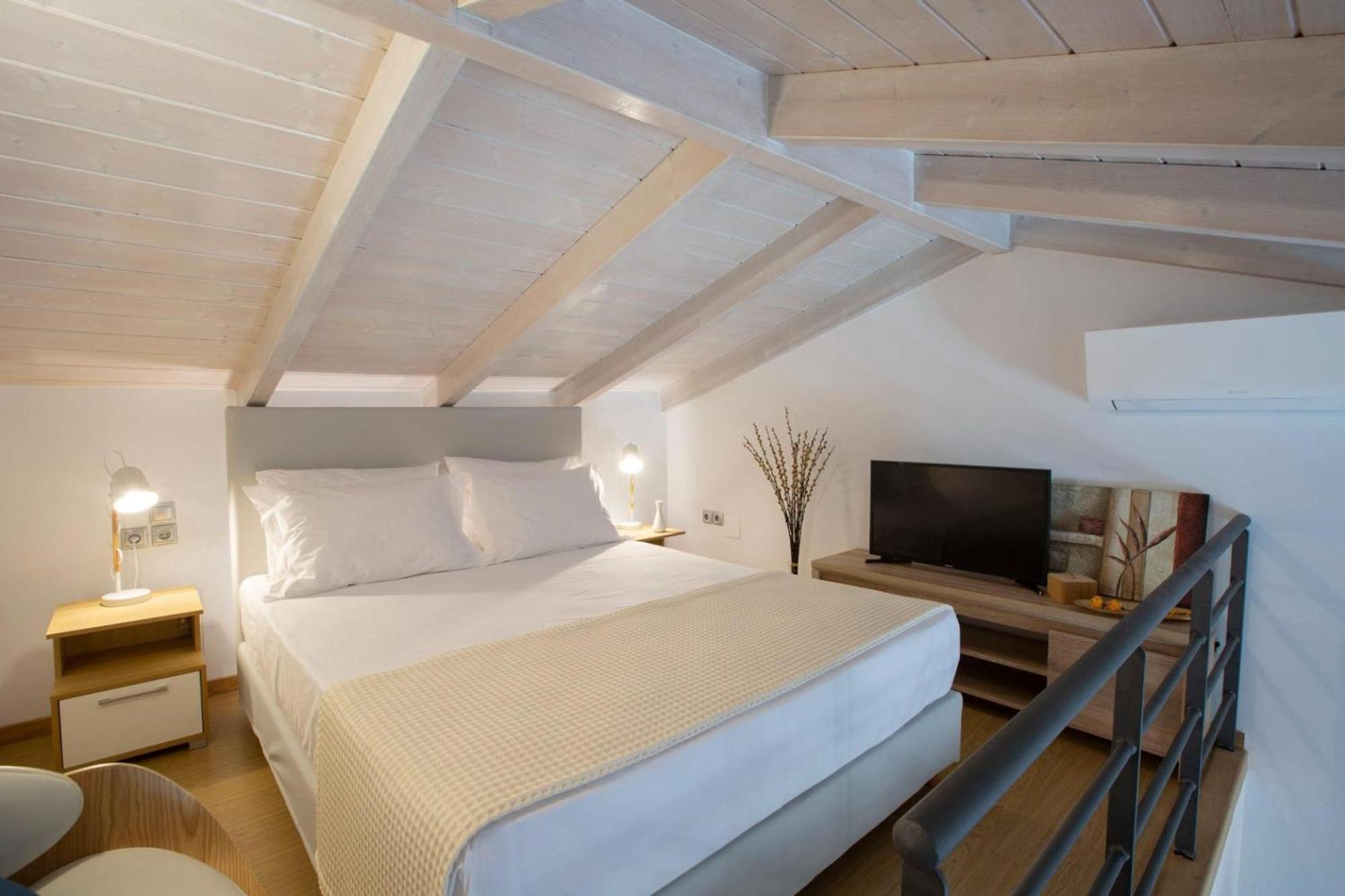Aloft Luxury Villas Lefkada - Heated Pool Απόλπαινα Εξωτερικό φωτογραφία
